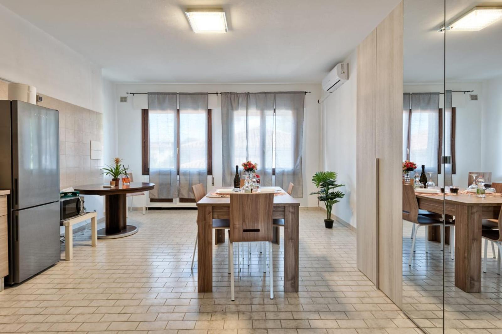 Venice Miramare Residence Местре Екстериор снимка